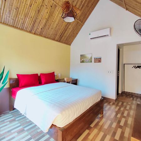 Sky Bay Lodge Ha Giang Exterior photo